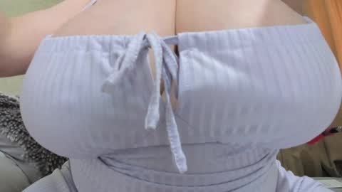 call me Farradayy online show from April 2026 03:36:01 PM