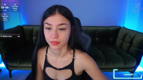 Nellie online show from October 2025 08:28:01 PM