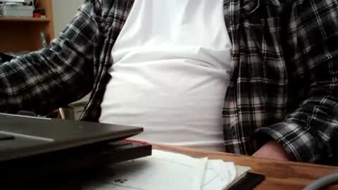 Snapshot of fatbellyitalian3 chatting on November 2025 01:33:02 PM fatbellyitalian3 online show from November 2025 01:33:02 PM