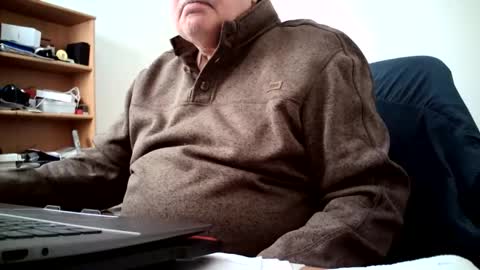 Snapshot of fatbellyitalian3 chatting on December 2025 05:40:02 PM fatbellyitalian3 online show from December 2025 05:40:02 PM