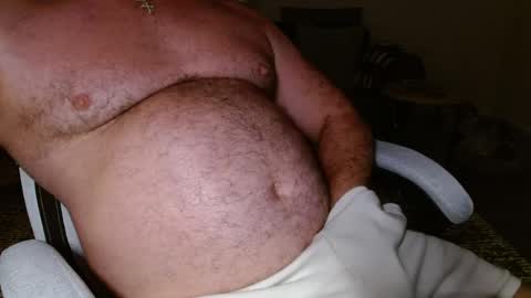 Snapshot of fatboys8705 chatting on May 2026 02:18:01 AM fatboys8705 online show from May 2026 02:18:01 AM