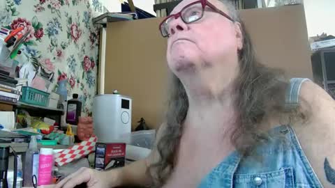 Fred. online show from March 2025 06:34:02 PM