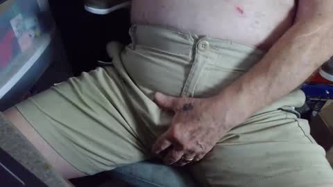 Fred. online show from September 2025 07:02:02 PM