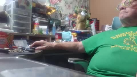 Fred. online show from May 2026 02:19:01 AM