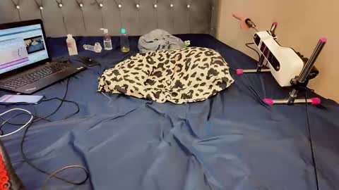 i like my pussy been toture online show from February 2025 11:06:02 AM