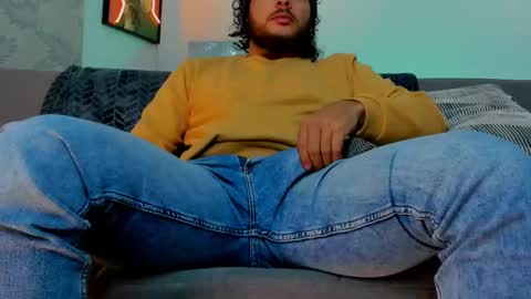 favid95 online show from October 2025 12:56:01 PM