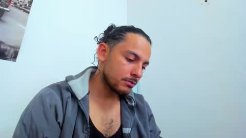 favid95 online show from April 2026 09:27:01 PM