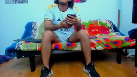 favid95 online show from April 2026 05:30:01 PM