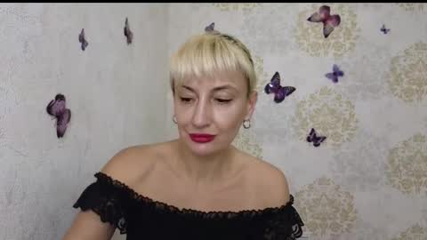 favorite_angel online show from January 2025 10:38:01 PM