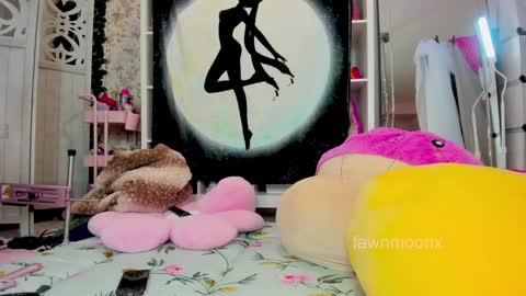 fawnmoonx online show from February 2025 10:39:02 AM