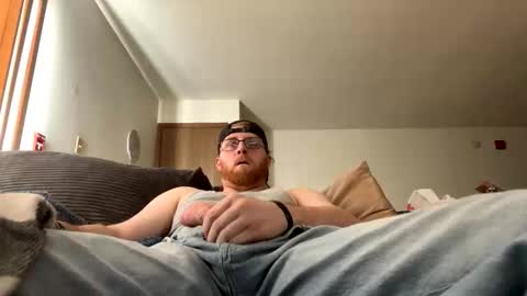 Snapshot of fbf231 chatting on March 2026 10:35:01 PM Bullpen14 online show from March 2026 10:35:01 PM