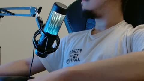 Justin online show from April 2026 07:09:02 PM