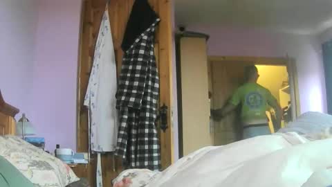 Snapshot of feardubh chatting on October 2025 10:03:02 AM feardubh online show from October 2025 10:03:02 AM