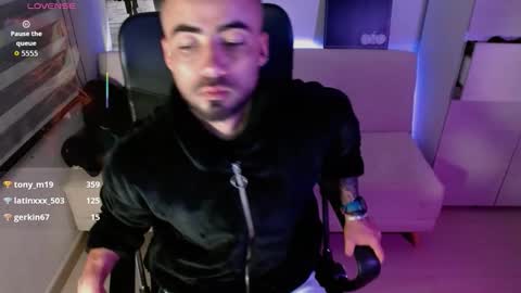 Federico Ofarrel online show from January 2026 03:11:02 AM