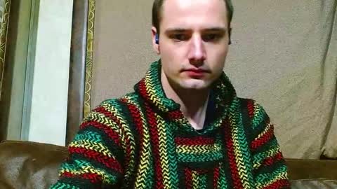 Snapshot of feelingverynaughty chatting on January 2025 10:43:01 PM ask me online show from January 2025 10:43:01 PM