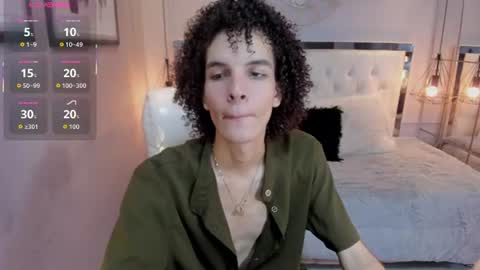 Snapshot of felix_haze chatting on June 2026 05:37:01 PM FELIPE online show from June 2026 05:37:01 PM