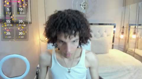 Snapshot of felix_haze chatting on June 2026 05:30:02 PM FELIPE online show from June 2026 05:30:02 PM