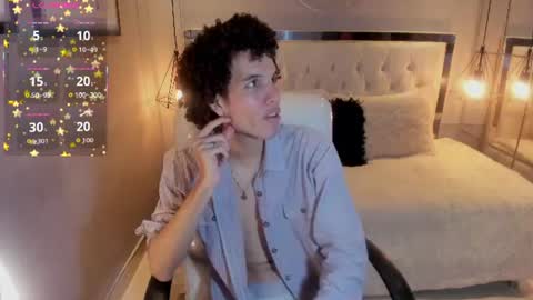 Snapshot of felix_haze chatting on July 2026 06:07:01 PM FELIPE online show from July 2026 06:07:01 PM