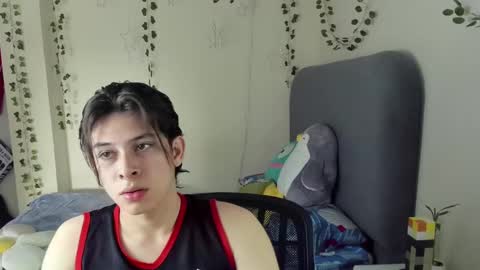 Snapshot of felix_leex chatting on December 2024 07:53:02 PM Felix leex online show from December 2024 07:53:02 PM