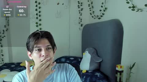 Snapshot of felix_leex chatting on January 2025 07:10:02 PM Felix leex online show from January 2025 07:10:02 PM