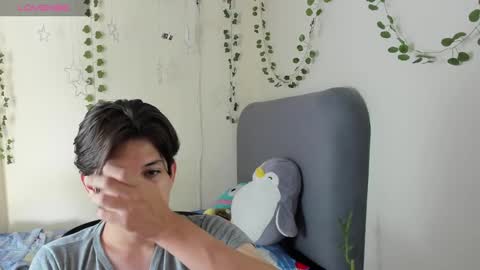 Snapshot of felix_leex chatting on January 2025 07:08:01 PM Felix leex online show from January 2025 07:08:01 PM