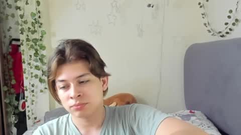 Snapshot of felix_leex chatting on September 2025 07:02:02 PM Felix leex online show from September 2025 07:02:02 PM