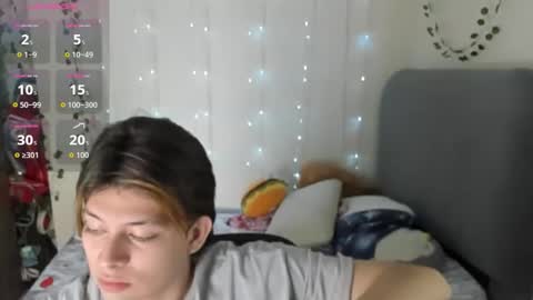 Snapshot of felix_leex chatting on December 2025 07:09:01 PM Felix leex online show from December 2025 07:09:01 PM