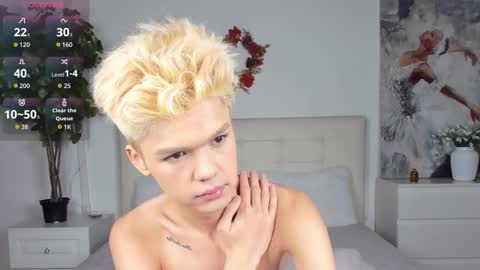 Felix online show from November 2025 05:15:02 PM