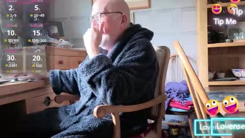 Adam online show from September 2025 09:02:01 AM