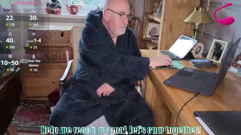 Snapshot of fellainsp8 chatting on March 2026 08:29:01 AM Adam online show from March 2026 08:29:01 AM