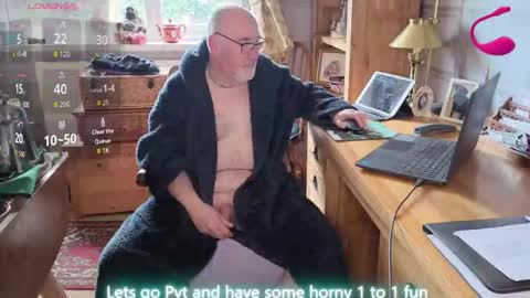 Snapshot of fellainsp8 chatting on March 2026 09:15:02 AM Adam online show from March 2026 09:15:02 AM