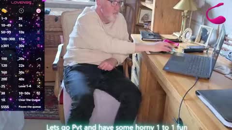 Snapshot of fellainsp8 chatting on April 2026 02:00:01 PM Adam online show from April 2026 02:00:01 PM