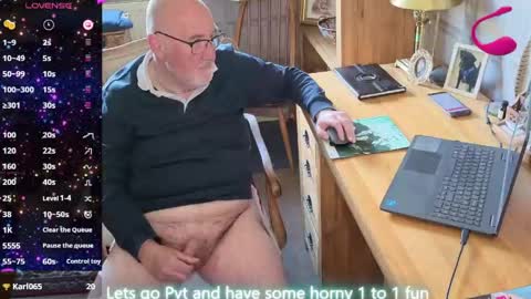 Snapshot of fellainsp8 chatting on May 2026 02:36:02 PM Adam online show from May 2026 02:36:02 PM
