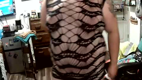 Snapshot of fellowshipmyass chatting on June 2026 05:21:02 AM fellowshipmyass online show from June 2026 05:21:02 AM