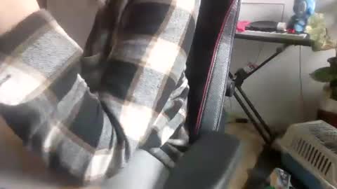 Snapshot of fem_alice_louis_dom chatting on October 2025 08:37:01 AM fem_alice_louis_dom online show from October 2025 08:37:01 AM