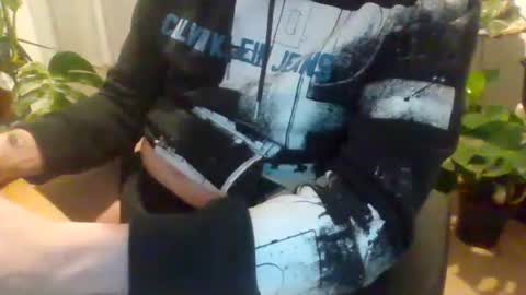 Snapshot of fem_alice_louis_dom chatting on October 2025 01:17:02 AM fem_alice_louis_dom online show from October 2025 01:17:02 AM