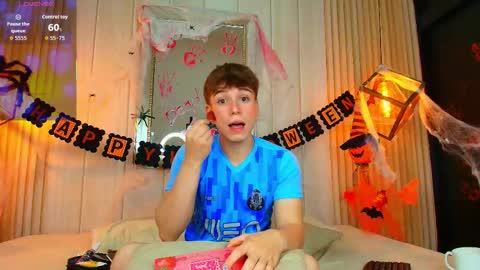 Snapshot of femboy_max chatting on October 2025 12:31:01 PM Femboy Max online show from October 2025 12:31:01 PM