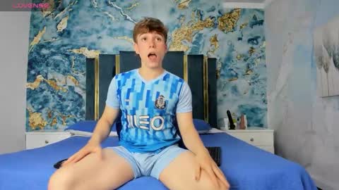 Snapshot of femboy_max chatting on December 2025 12:21:02 PM Femboy Max online show from December 2025 12:21:02 PM