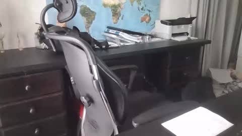 femdomsubby online show from November 2025 06:25:01 AM