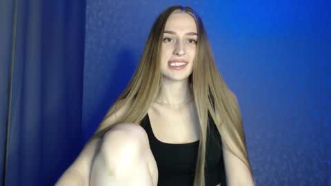 Femke online show from March 2025 07:43:02 PM