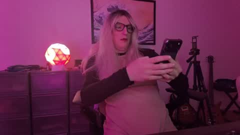 femme_mystique online show from November 2025 09:21:01 AM