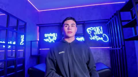 Snapshot of femnoa chatting on February 2026 01:08:02 PM Noa online show from February 2026 01:08:02 PM