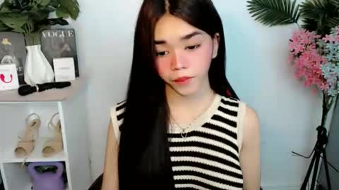 YOUR BEAUTIFUL ASIANFHEMY online show from May 2026 11:46:02 PM