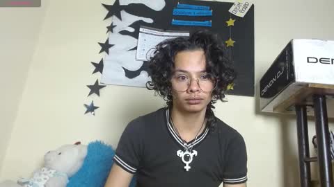 Snapshot of fenixmfx chatting on November 2025 08:02:01 PM Fenix online show from November 2025 08:02:01 PM