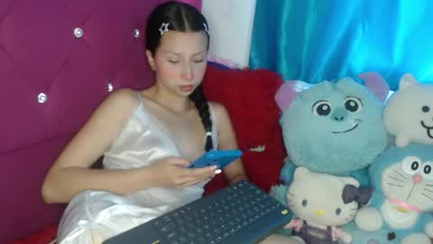 Snapshot of fenixxx1604 chatting on October 2025 09:15:02 PM Fenixxx online show from October 2025 09:15:02 PM