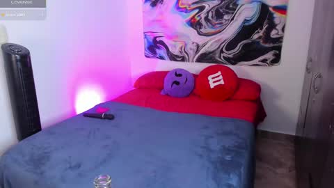 Fenrir Flirt online show from March 2025 11:37:01 PM