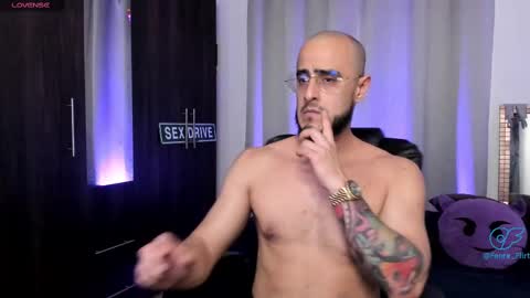 Fenrir Flirt online show from September 2025 06:08:02 PM