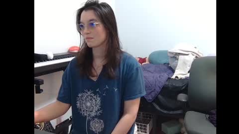 Snapshot of feralasf chatting on December 2024 05:31:02 AM FE fee online show from December 2024 05:31:02 AM