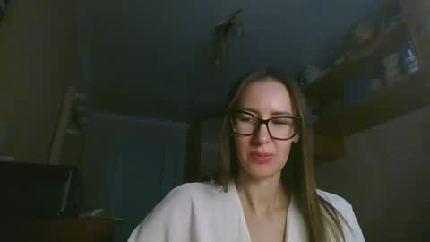 feraliss online show from December 2025 11:27:02 AM