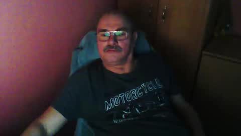 Snapshot of ferda5908736 chatting on March 2025 05:42:02 AM ferda5908736 online show from March 2025 05:42:02 AM